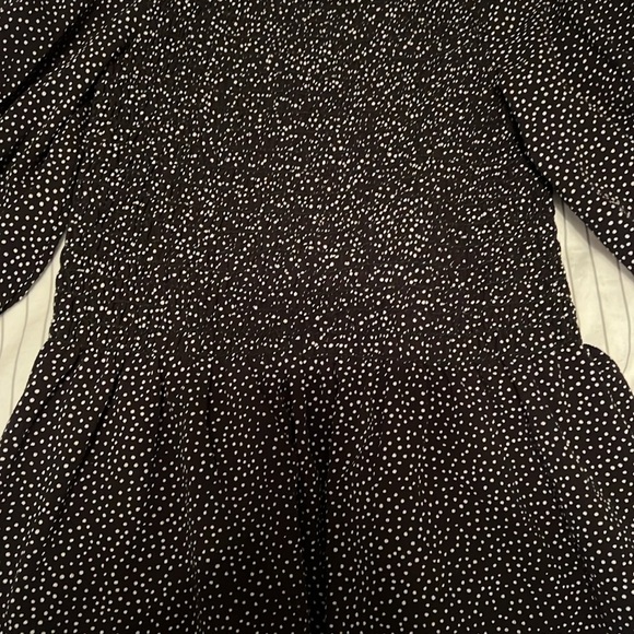 Max Studio Size Medium Polka Dot Top - Picture 2 of 5